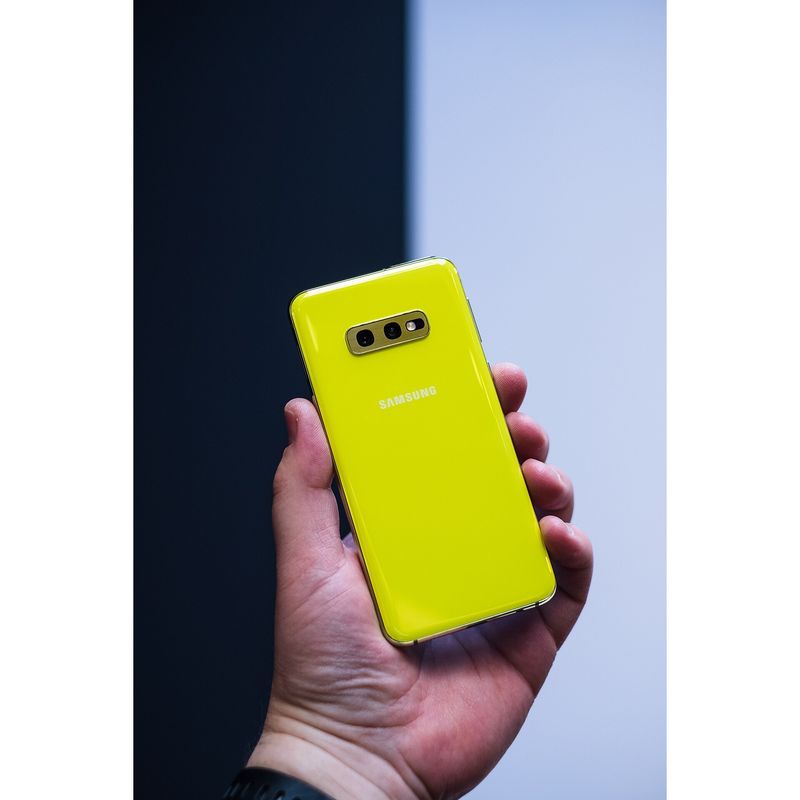 Samsung Galaxy S10e – Neuf scellé – photo du modèle (illustration non contractuelle), identique pour toutes les capacités et tous les états