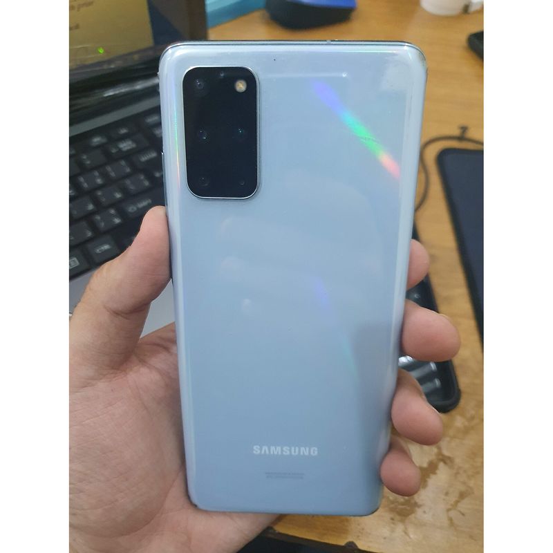 Samsung Galaxy S20 Plus – Neuf scellé – photo du modèle (illustration non contractuelle), identique pour toutes les capacités et tous les états