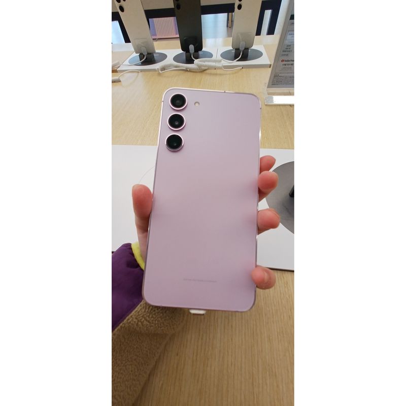 Samsung Galaxy S23 Plus – Neuf scellé – photo du modèle (illustration non contractuelle), identique pour toutes les capacités et tous les états